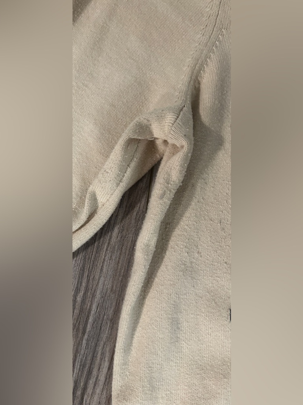 Banana Republic Pull Over Sweater - Picture 4 of 7